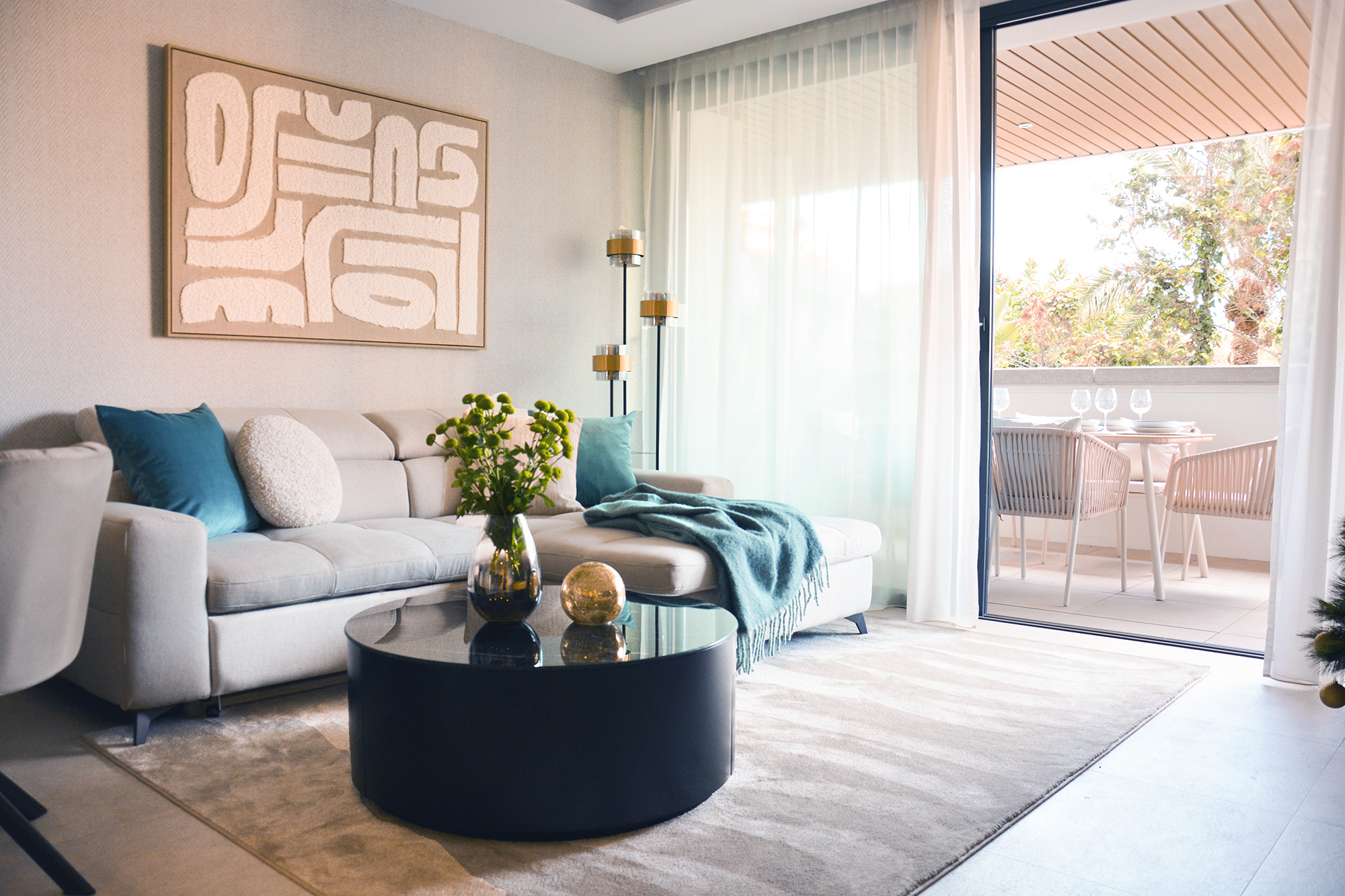 Coastline Apartment